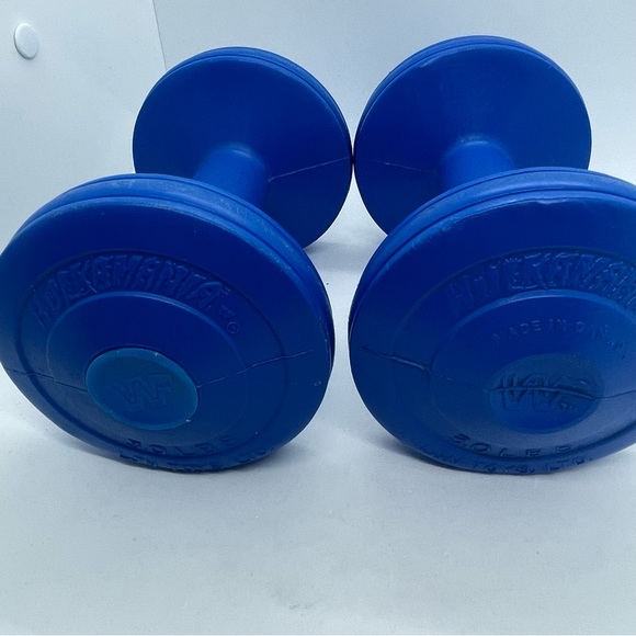 Hulk Hogan Hulkamania
Workout 3 Ib Weights
Dumbbells WWF LJN Toys
Used - Picture 4 of 5